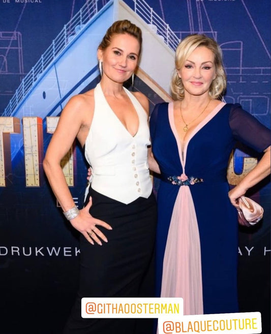 Actrice Lone van Roosendaal op premiere Titanic de Musical!
