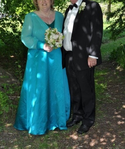 Bruid in lange turquoise jurk!