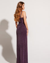 Afbeelding in Gallery-weergave laden, Akina
